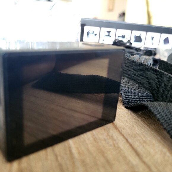 Andoer 4K Sports Action Camera - Picture 3 of 9